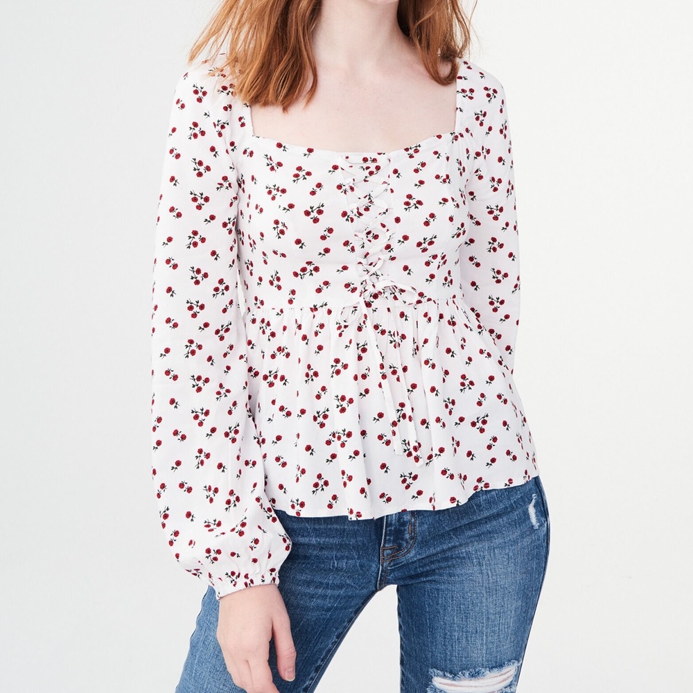 Long Sleeve Floral Lace-Up Woven Top